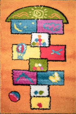 FANTASY 12057 19638 Килими з високим ворсом 30 мм. Вага 2,35 кг/м2, ткана основа, нитка - фрiзе. Зроблені в Україні. Для спалень, віталень і дитячих 242х363