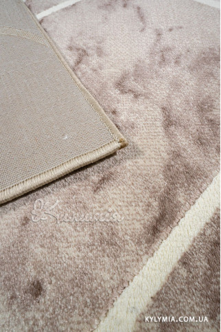 SOFIA 41019 20908 Очень мягкие ковры благодаря полиэстеру. Ворс 11 мм, вес 2,45 кг/м2. Подойдут на пол в спальни и гостиные. Сделаны в Украине 322х483