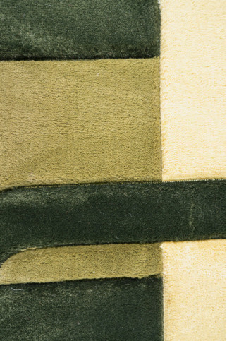 PLATON green-beige 8620 Ковровая дорожка из полипропилена с мягким ворсом. Подойдет для гостиной и жилой комнаты. 322х483