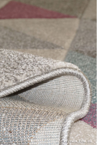 SOHO 1603 1 20224 Современные ковры с хорошим сочетанием цена - качество. Ворс 13 мм, вес 2,5 кг/м2. Сделаны в Молдове 322х483