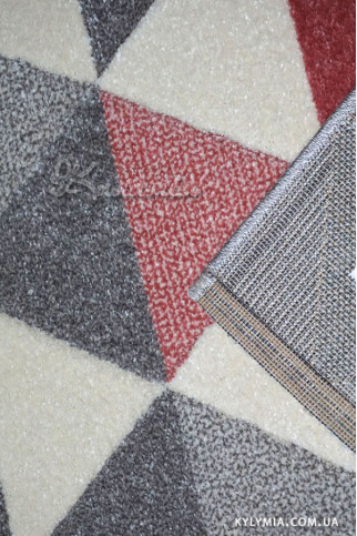 SOHO 1603 1 20226 Современные ковры с хорошим сочетанием цена - качество. Ворс 13 мм, вес 2,5 кг/м2. Сделаны в Молдове 322х483