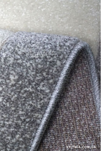 SOHO 5761 1 20255 Современные ковры с хорошим сочетанием цена - качество. Ворс 13 мм, вес 2,5 кг/м2. Сделаны в Молдове 322х483