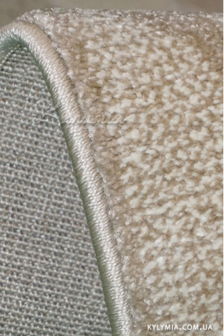 SOHO 1952 1 20338 Сучасні килими з хорошим поєднанням ціна - якість.  Ворс 13 мм, вага 2,5 кг/м2.  Зроблені в Молдові 322х483