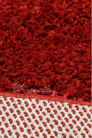 ASTORIA PC00A red-red 11192 Дуже м'який шовковистий килим з поліестрової нитки з високим ворсом.Пiдiйде в спальню і вітальню. 322х483