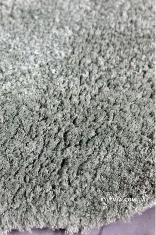 MF LOFT green 20769 Дуже м'який шовковистий килим з поліестрової нитки з високим ворсом.Пiдiйде в спальню і вітальню. 322х483