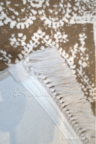 OTANTIK E015B 23011 Очень мягкие ковры Pierre Cardin (по лицензии). Ворс - акрил и эвкалиптовый шелк, хлопковая основа 322х483