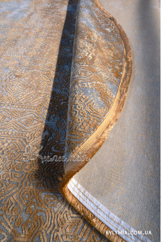 PALETTE PA04D 23025 Очень мягкие ковры Pierre Cardin (по лицензии). Ворс - акрил и эвкалиптовый шелк, хлопковая основа 322х483
