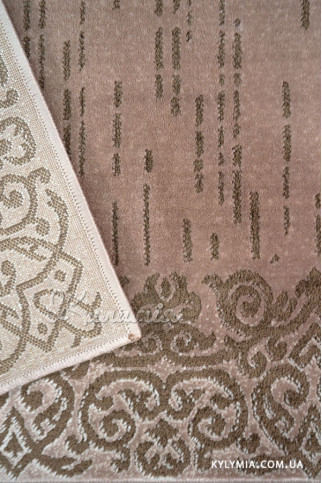 SOFIA 41018 19037 Очень мягкие ковры благодаря полиэстеру. Ворс 11 мм, вес 2,45 кг/м2. Подойдут на пол в спальни и гостиные. Сделаны в Украине 322х483