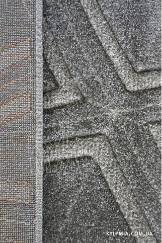 SOHO 1948 1 20327 Сучасні килими з хорошим поєднанням ціна - якість.  Ворс 13 мм, вага 2,5 кг/м2.  Зроблені в Молдові 322х483