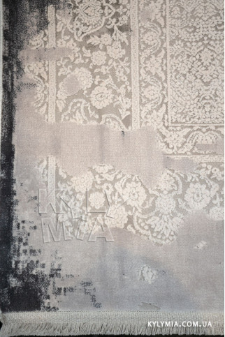 WOVEN MODERN WM05B 21673 Очень мягкие ковры Pierre Cardin (по лицензии). Ворс 7 мм - акрил и эвкалиптовый шелк, хлопковая основа 322х483