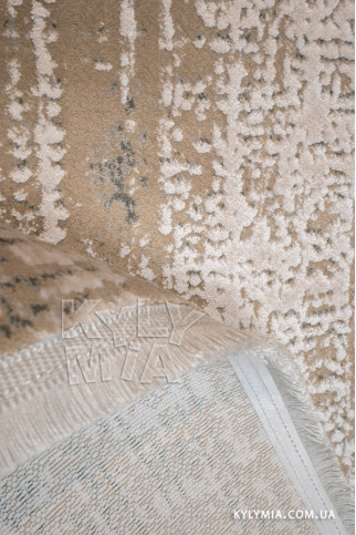 CINAR CN12I 22724 Очень мягкие ковры Pierre Cardin (по лицензии). Ворс - акрил и эвкалиптовый шелк, хлопковая основа 322х483