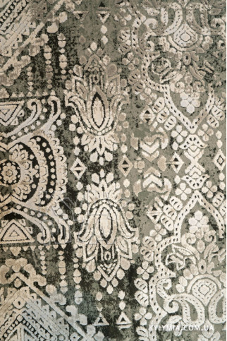 IKON IK00C 22828 Очень мягкие ковры Pierre Cardin (по лицензии). Ворс - акрил и эвкалиптовый шелк, хлопковая основа 322х483