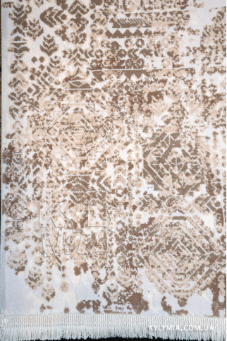 NERO NO00H 22983 Очень мягкие ковры Pierre Cardin (по лицензии). Ворс - акрил и эвкалиптовый шелк, хлопковая основа 322х483