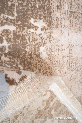 NERO NO00H 22986 Очень мягкие ковры Pierre Cardin (по лицензии). Ворс - акрил и эвкалиптовый шелк, хлопковая основа 322х483