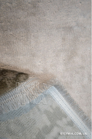 VERANDA ROYAL VE05B 23074 Очень мягкие ковры Pierre Cardin (по лицензии). Ворс - акрил и эвкалиптовый шелк, хлопковая основа 322х483