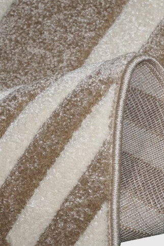 SOHO 5638 1 21417 Сучасні килими з хорошим поєднанням ціна - якість.  Ворс 13 мм, вага 2,5 кг/м2.  Зроблені в Молдові 322х483