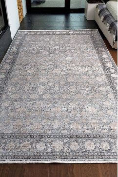 SOHO HOUSE CN81A 24885 Ковер топового качества из вискозы, которую называют искусственным шелком. Невысокий ворс 5мм и очень большая плотность в 2 млн узлов на м2 242х363