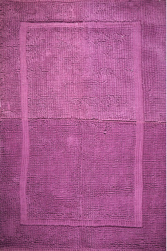 WOVEN RUG 16514 17264 Коврик для ванной из хлопка. Отлично поглощает влагу, создаст комфорт и уют. Можно стирать в машине. 242х363
